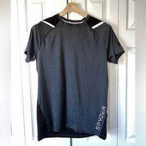 NWT Spyder Men’s short sleeve active Tee in grey/black Sz M